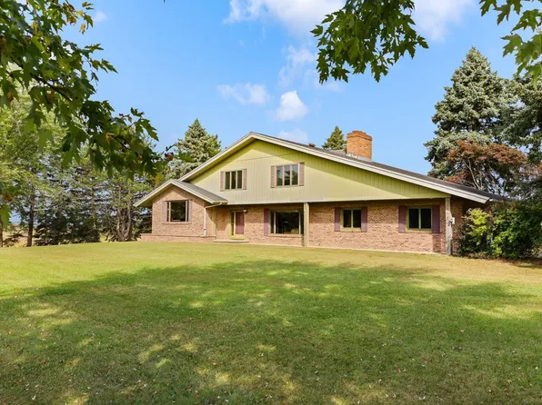 160 W Deckerville Rd, Caro, MI 48723