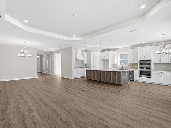 3rd image of 29632 Imperati Blvd
