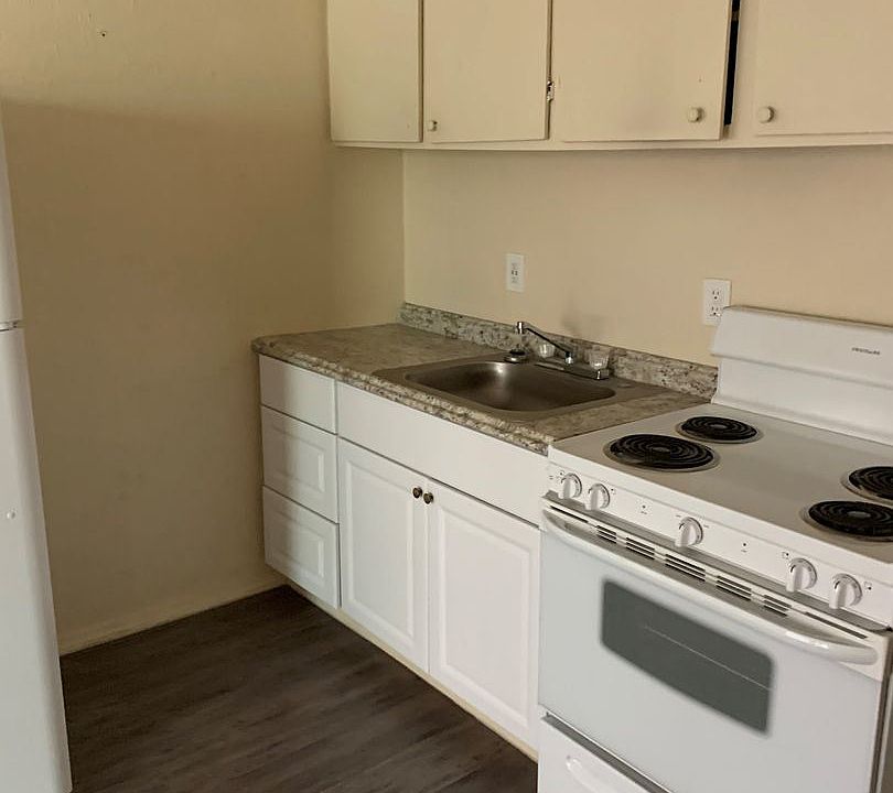 2nd image of 429 Chama St SE #K