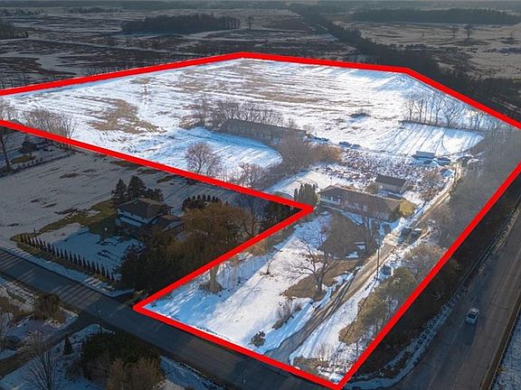 3rd image of 4662 Governors Rd