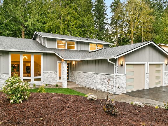3rd image of 3239 218th Ave SE