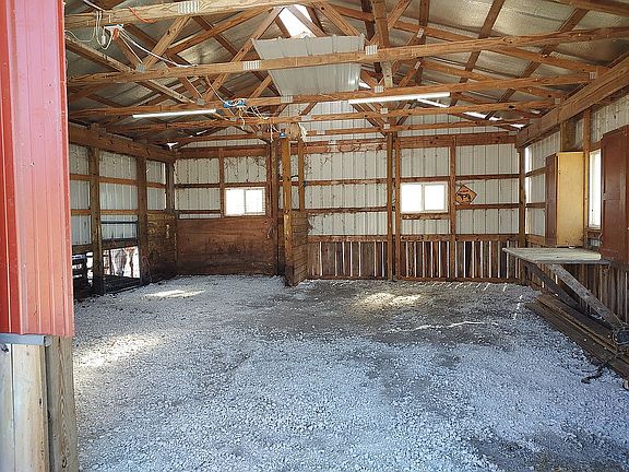 24X24 POLE BARN INTERIOR
