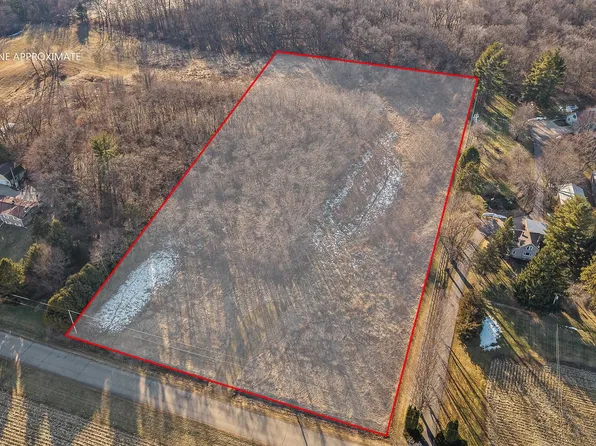 L1 Flint Rd, Stoughton, WI 53589