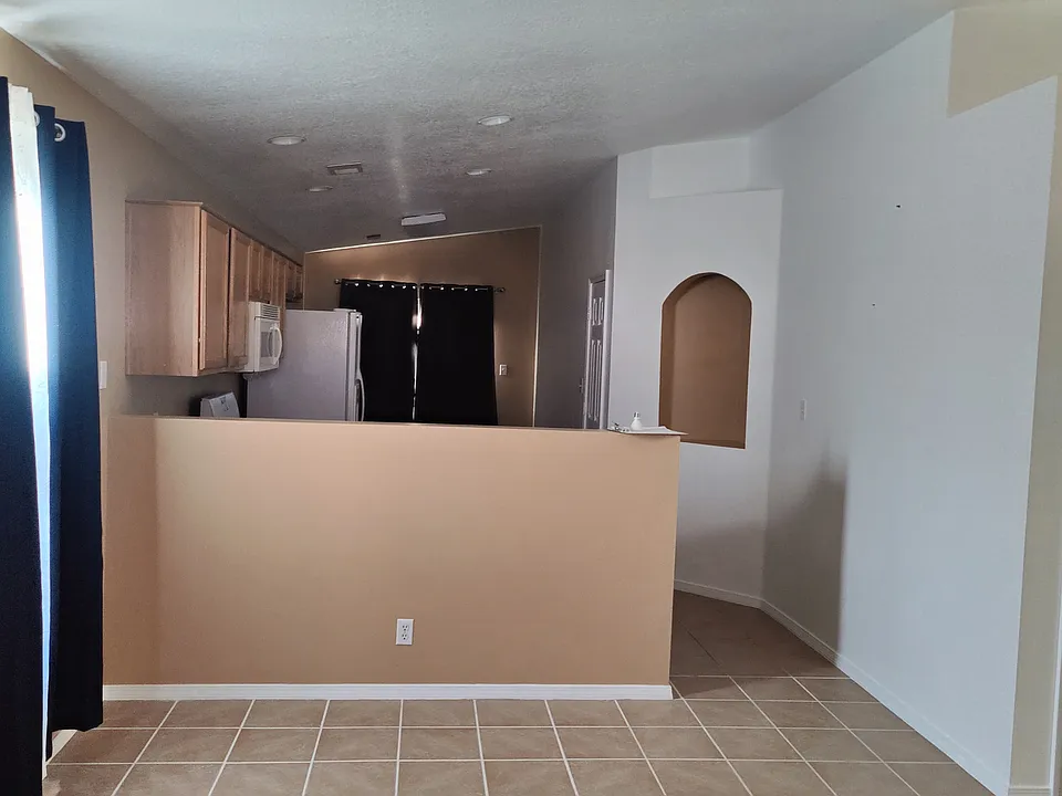 1747 Rayo Del Sol Dr SW