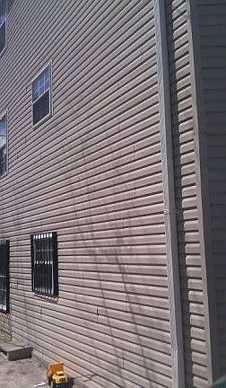 5th image of 1520 Burke Ave