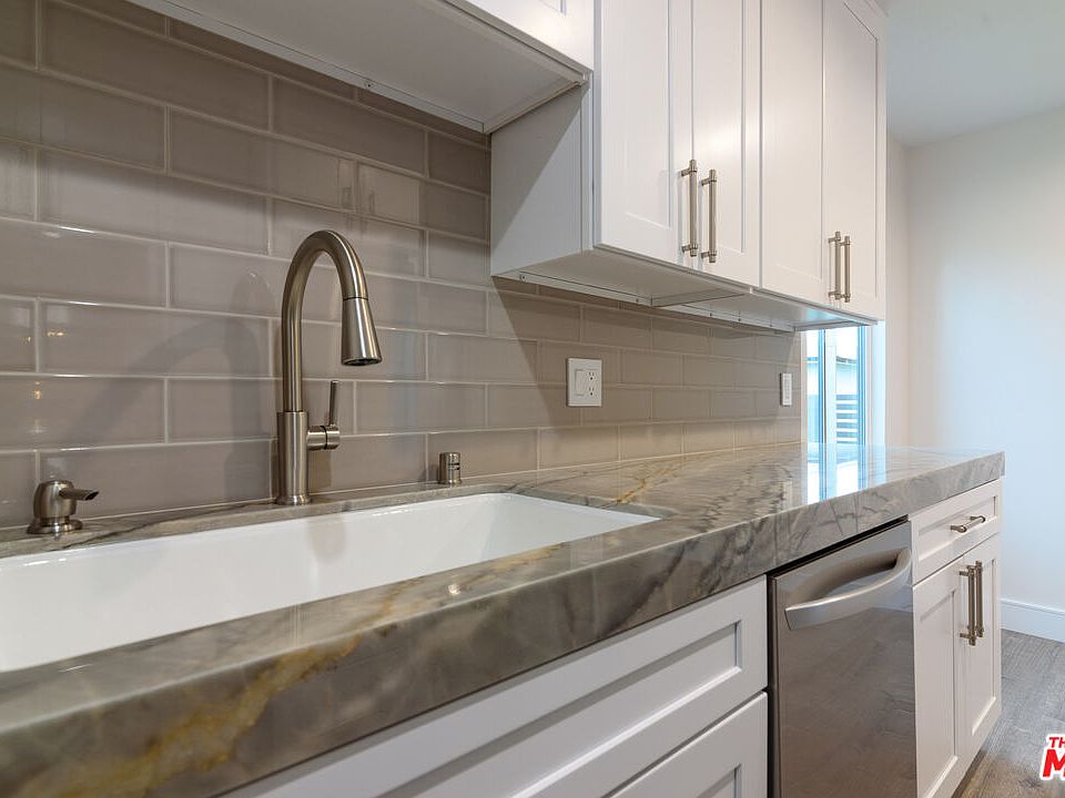 1st image of 1310 W Valencia Dr #13101310-5