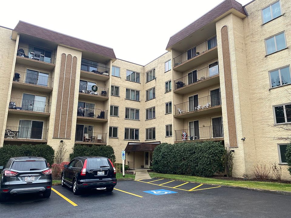 1st image of 6433 W Belle Plaine Ave APT 509