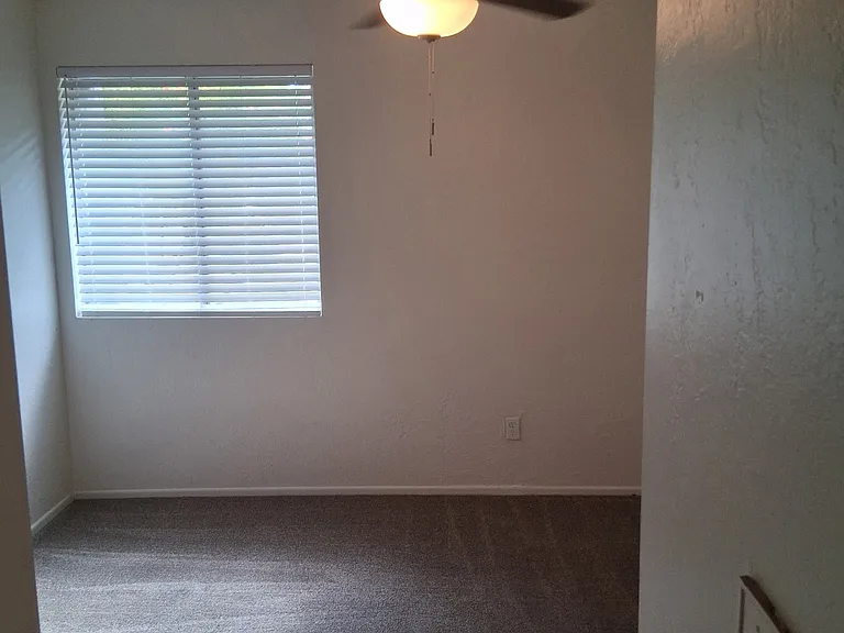 836 S Langley Ave #102 — Photo 12