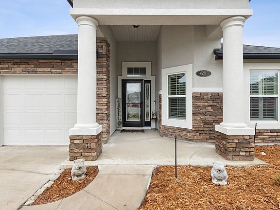 5th image of 95215 Leafcrest Ct