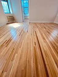 Rented by Metropolis Real Estate of Manhattan