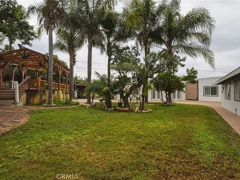 24092 Gemwood Dr — Photo 15