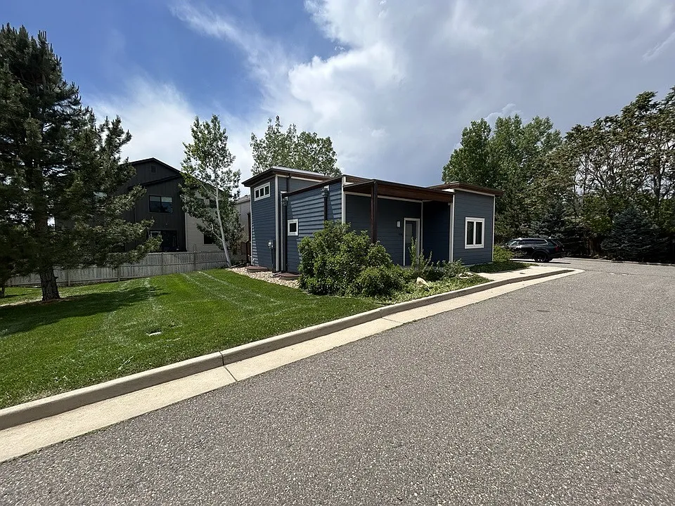 908 Avalon Ave