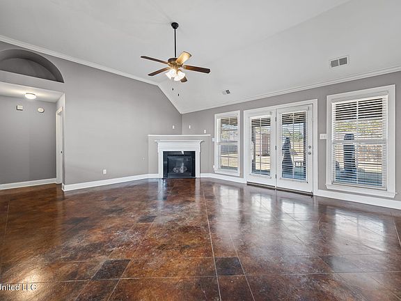3rd image of 3310 Forest Bend Dr