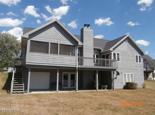4861 Kim Dr, Hillsdale, MI 49242