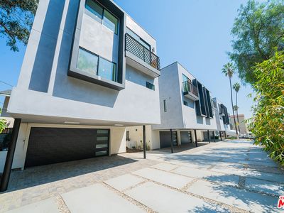 739 N Mariposa Ave, Los Angeles, CA, 90029