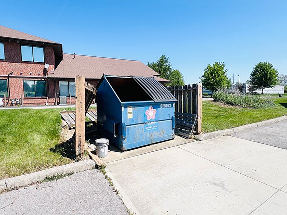 4th image of 544 Enterprise Dr Unit C