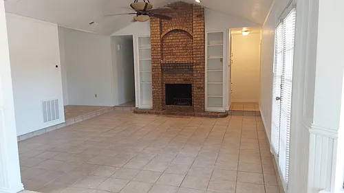 200 James St Photo 1