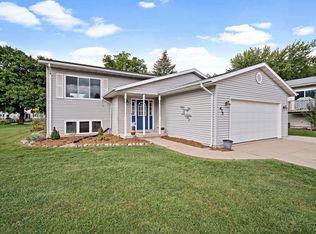 472 N Jackson St, Elkhorn, WI 53121