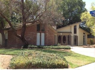 495 E Burlwood Ln, Lemoore, CA 93245