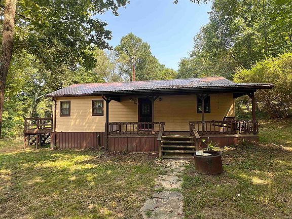 5th image of 3166 N Happy Hollow Rd