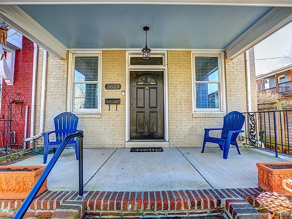 3rd image of 2623 Grayland Ave