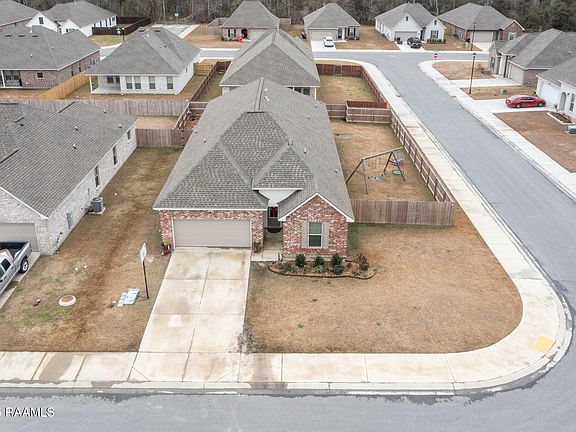 2nd image of 229 Wild Cherry Ln