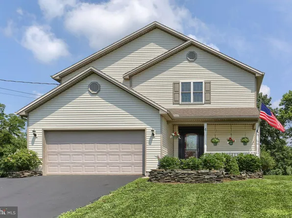 4 Smiley Dr, Mechanicsburg, PA 17050