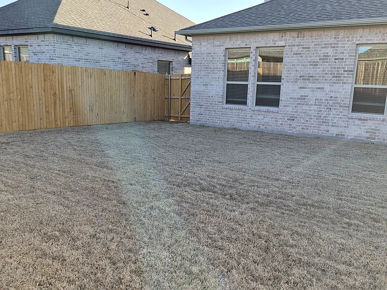 280 Cisco Trl — Photo 35