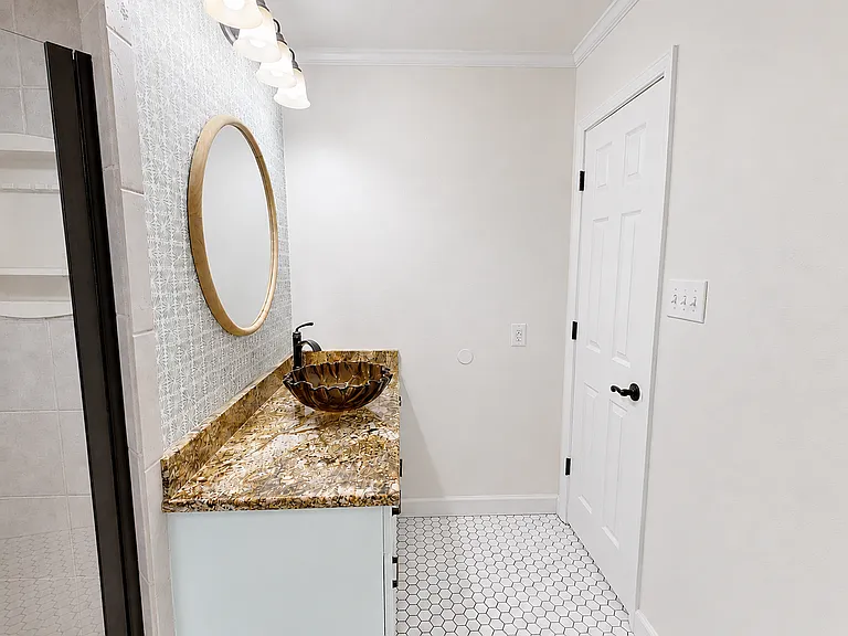 1108 Buckhall Rd — Photo 12