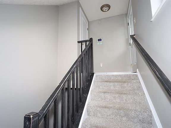 4th image of 7157 English Dr