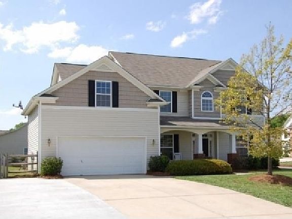 Extended driveway pad