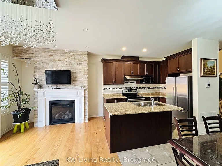 12 Rangemore Rd — Photo 6
