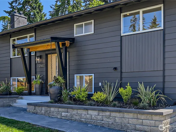 21602 49th Place W, Mountlake Terrace, WA 98043
