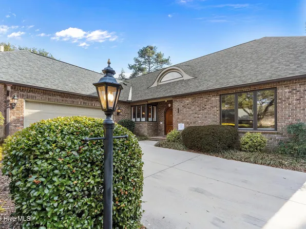 4 Chalford Place, Pinehurst, NC 28374