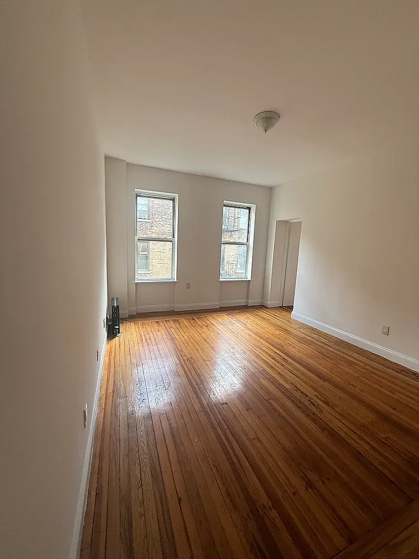 417 West 120th Street — Photo 4