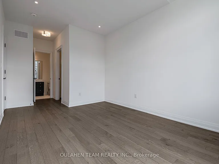75 West Village Ln — Photo 18