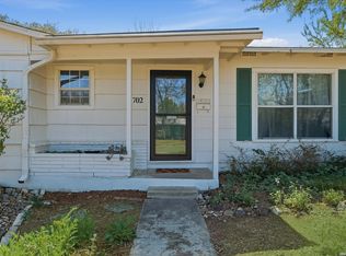 702 Sumner Dr, San Antonio, TX 78209