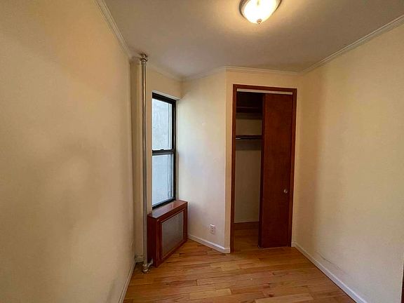 5th image of 300 E 91st St APT 4R