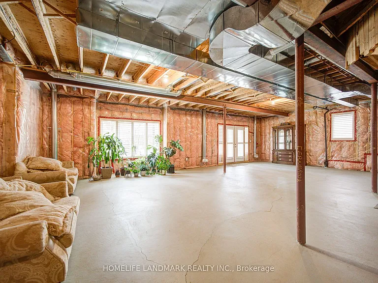 2323 Awenda Dr — Photo 45