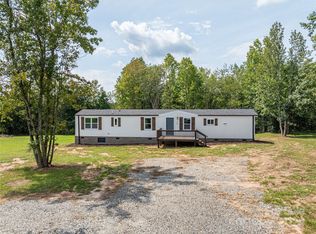 7458 Henry Rd, Vale, NC 28168