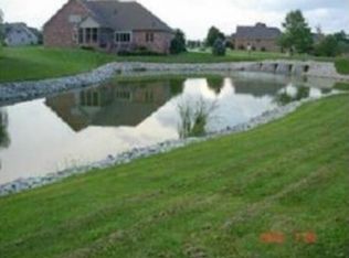 16 Woodview Dr, Pittsboro, IN 46167