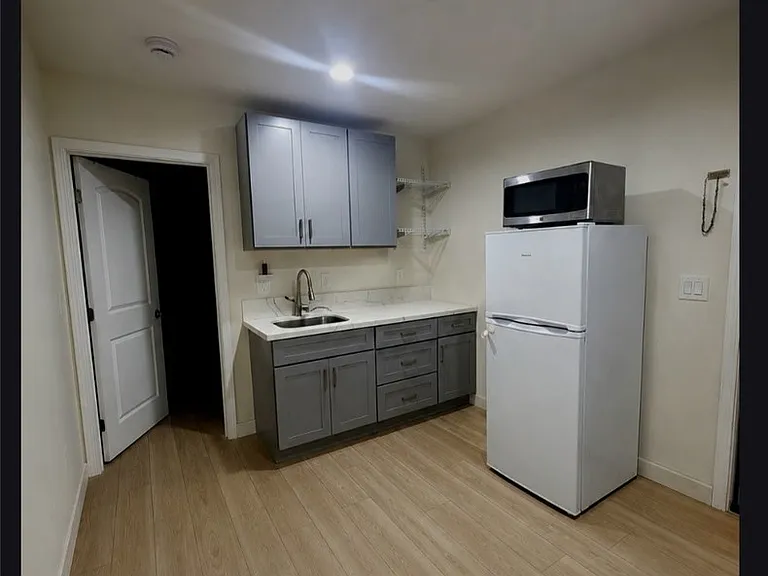712 N Pauline St — Photo 3
