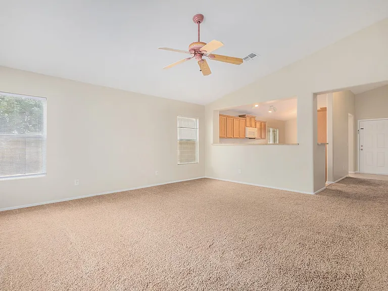 10595 N 115th Dr — Photo 5