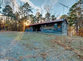 5485 Lake Drive, Clinton, AR 72031