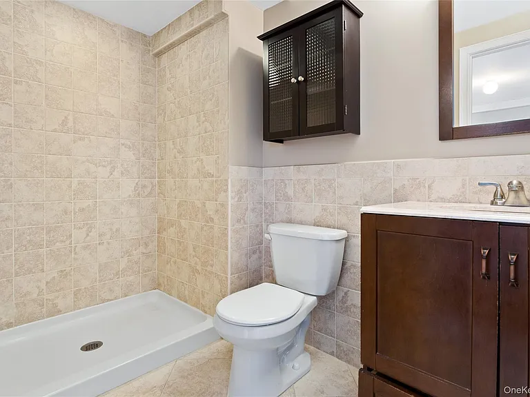 255 Delaware Ave — Photo 9