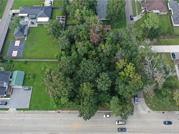 3rd image of Fremaux & 11th Ave