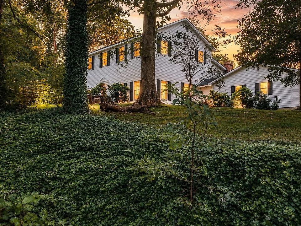 1st image of 109 Rockledge Cir