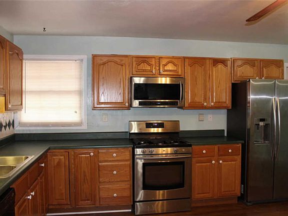 5th image of 2833 Edgewood Ave