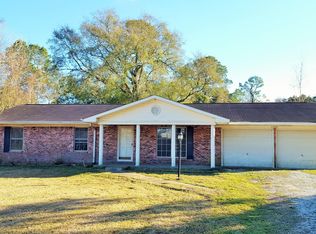 6148 Grierson St, Moss Point, MS 39563