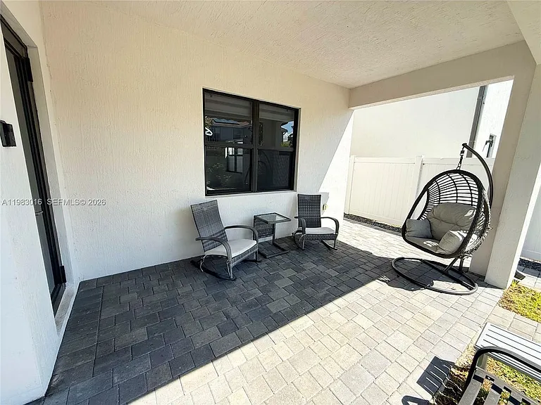 17410 SW 46th St — Photo 11